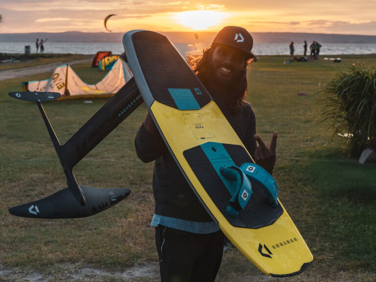 Wir suchen KitelehrerInnen am Neusiedler See für die Saison 2026